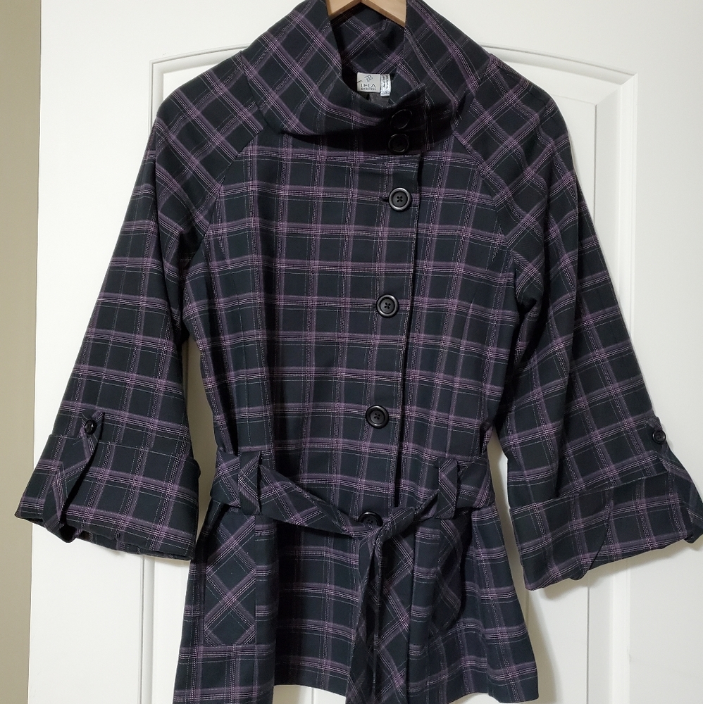 🌲 Lela Designs jacket - Host Pick!! - Picture 2 of 3